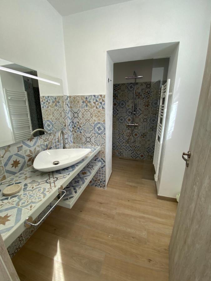 Around Lago Maggiore Apartments Reno Di Leggiuno Exterior photo